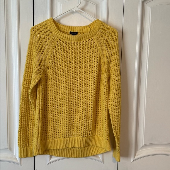 Talbots women’s Yellow Knit Sweater Size Large Pullover - Picture 1 of 4